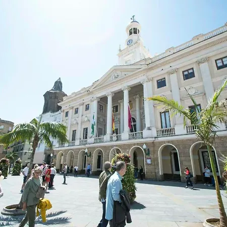 Estudio Del Populo * Cadiz